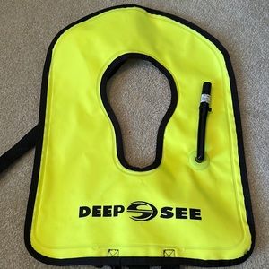 Deep See Snorkeler Vest